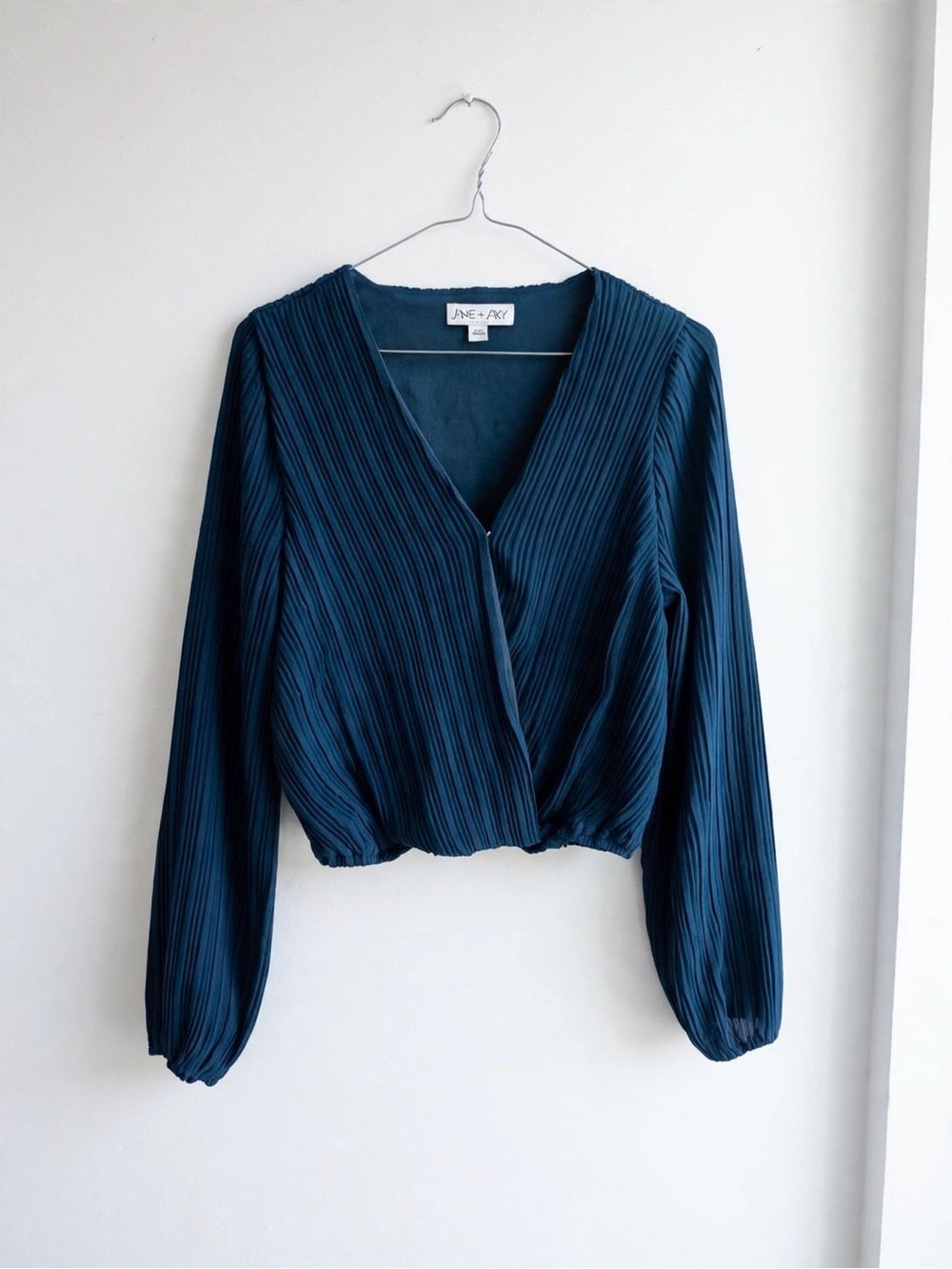 She + Sky Women's Teal Pleated V-Neck Wrap Blouse